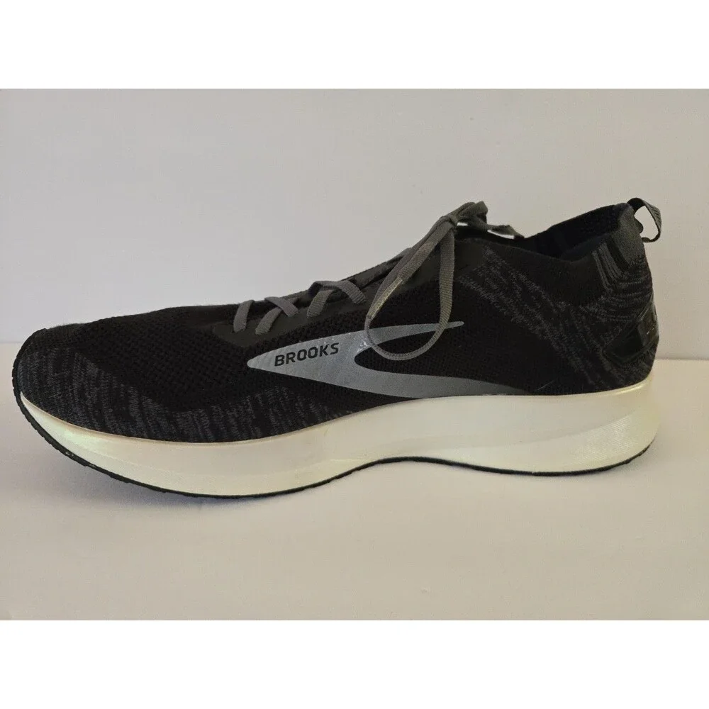 Brooks Levitate 4 Running Shoes Men's 14 Black And Pearl White ECU, No Insole